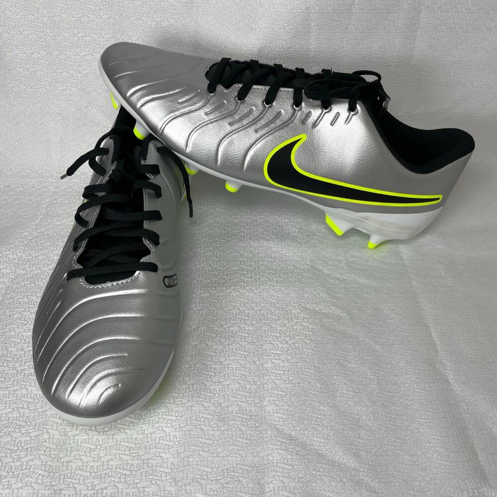 Men's 11 Nike Tiempo Legend 10 Elite – Metallic Silver/Volt Soccer Cleats